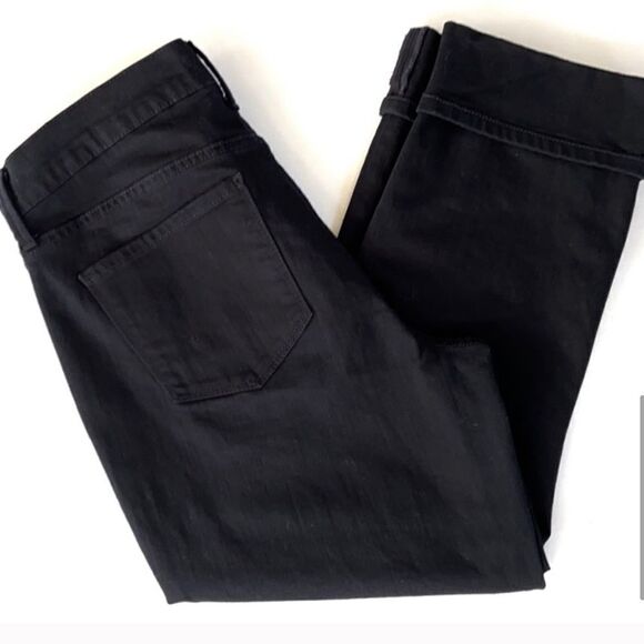 Euc NYDJ cuffed capri jeans - Picture 6 of 10